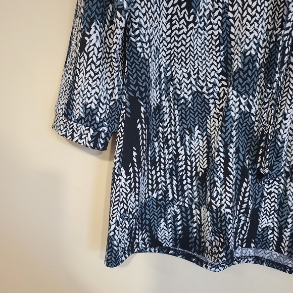 Cato Long Sleeve Top With Front Tie - Picture 4 of 6